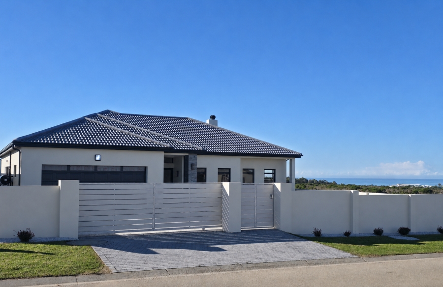 4 Bedroom Property for Sale in Fountains Estate Eastern Cape
